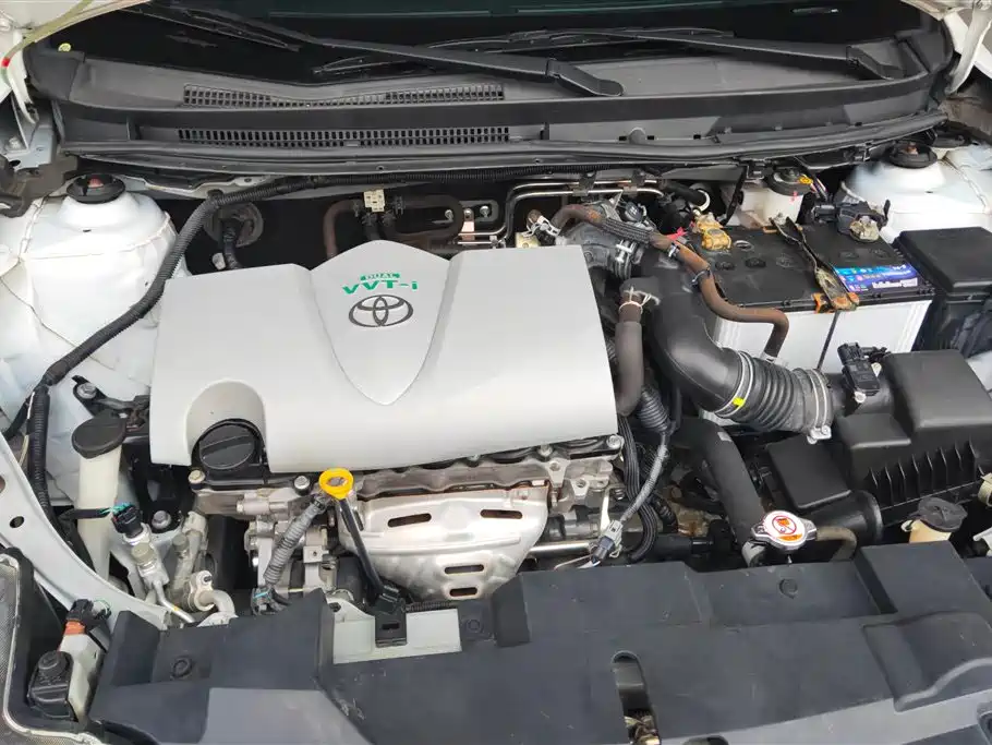 TOYOTA YARIS L TO ENJOY