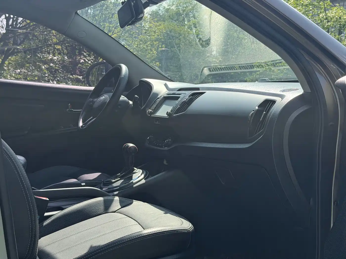 Kia Sportage 2014 2.0L Automatic 2WD Premium фото 15