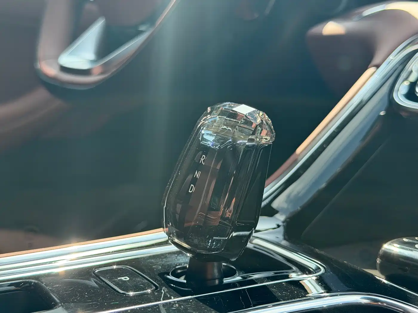 GEELY AUTOMOBILE EMGRAND
