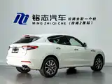 Photo 6 - Maserati Levante