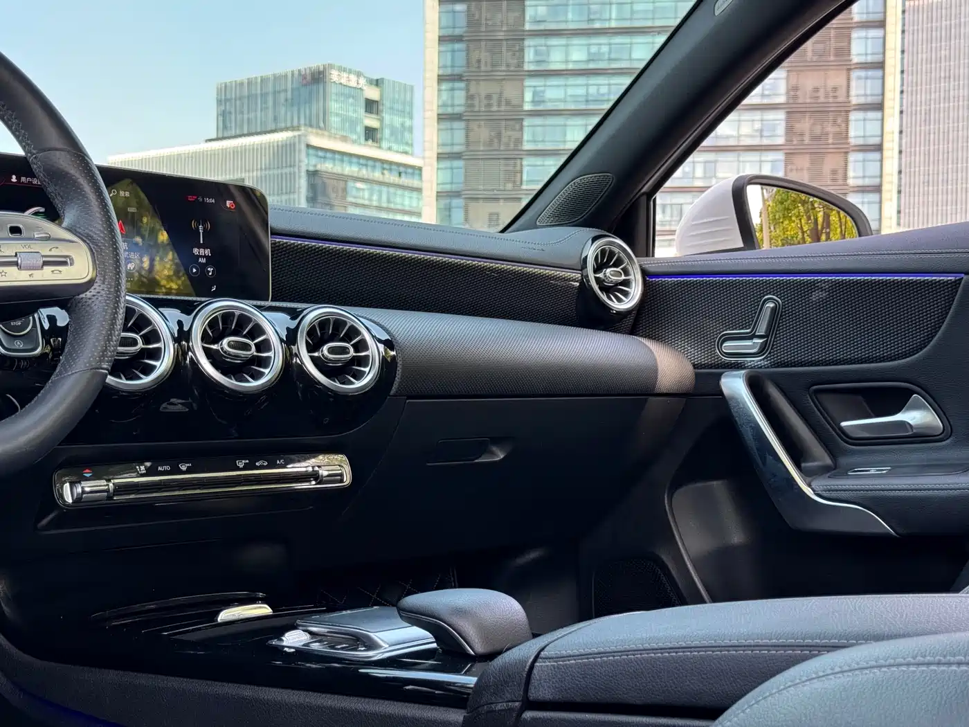 Mercedes-Benz A-Class 2020 A 200 L Sport Sedan фото 9