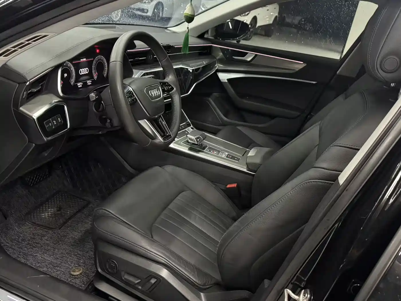 Audi A6L 2021 45 TFSI Exclusive Elegance фото 4