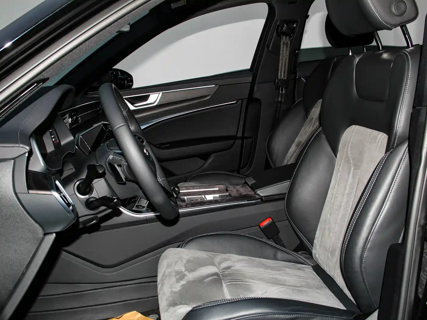 Audi A6L 2024 45 TFSI quattro Premium Dynamic фото 5