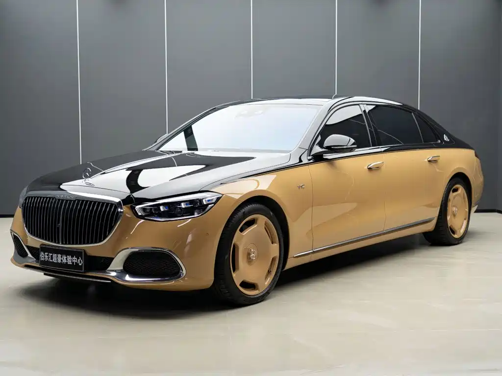 Фото 2 - Mercedes-Benz Maybach S-Class