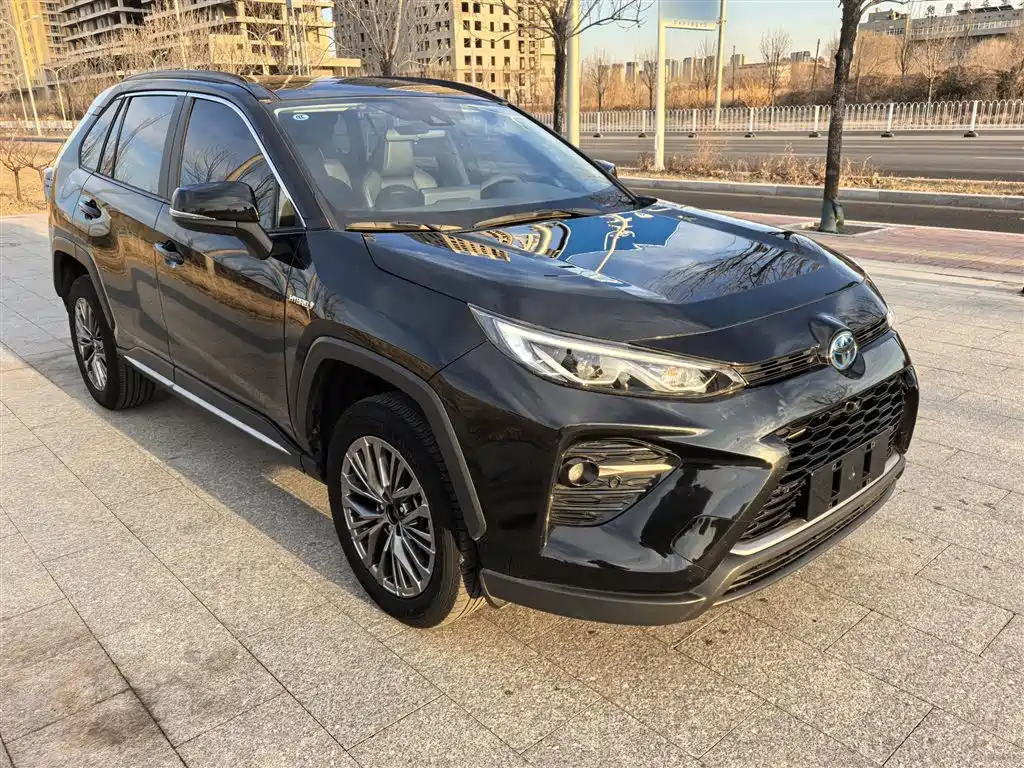 Toyota Wildlander 2023 Hybrid 2.5L E-CVT FWD Luxury PLUS Edition фото 22