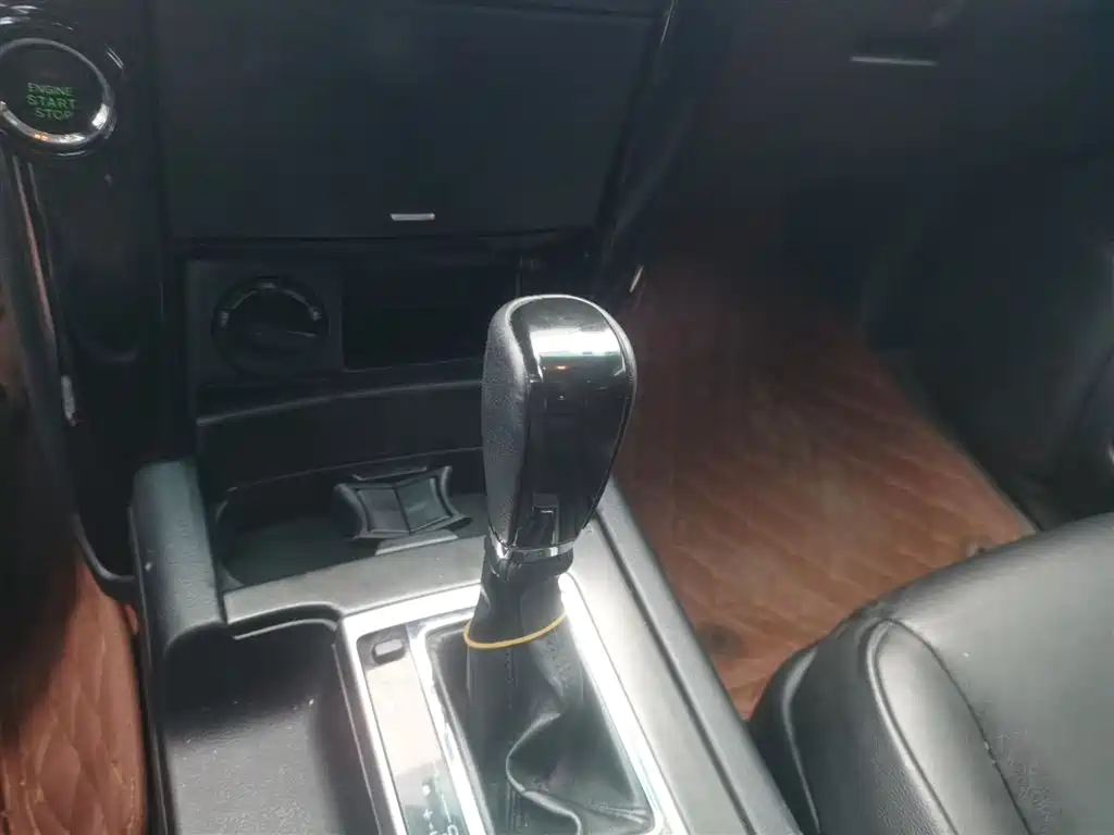 Toyota Prado 2016 2.7L Auto Standard Edition фото 6