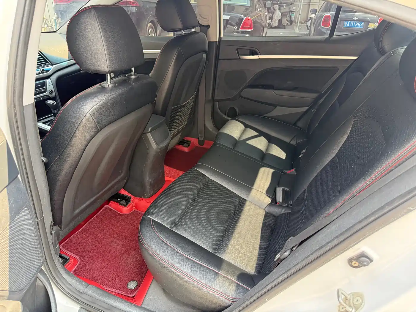 Hyundai Elantra 2016 Model 1.6L Automatic Smart Elite фото 5