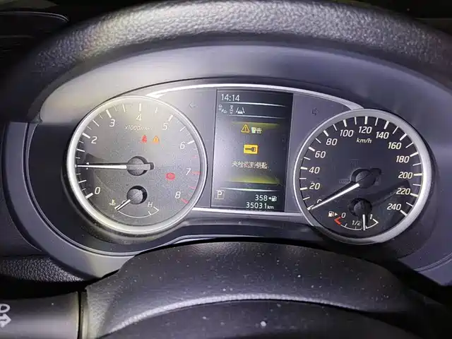 Nissan Tiida 2020 1.6L CVT Smart Edition — фото 4