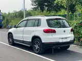 Photo 7 - Volkswagen Tiguan