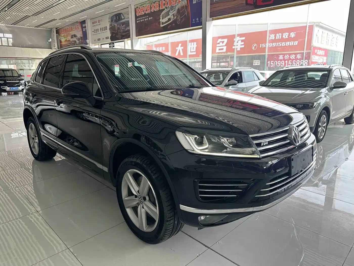 Volkswagen Touareg 2018 3.0TSI Glory Collector's Edition фото 3