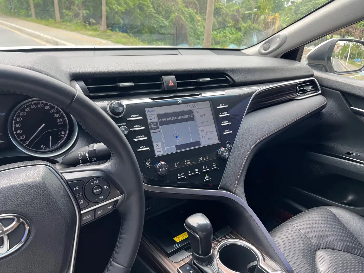 Toyota Camry 2018 2.5Q Flagship Edition фото 23