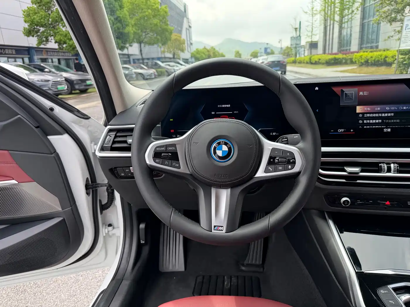 BMW I3