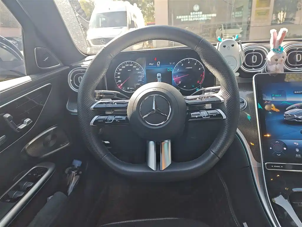 Mercedes-Benz C-Class 2023 Facelift C 260 L Night Sport Edition фото 6