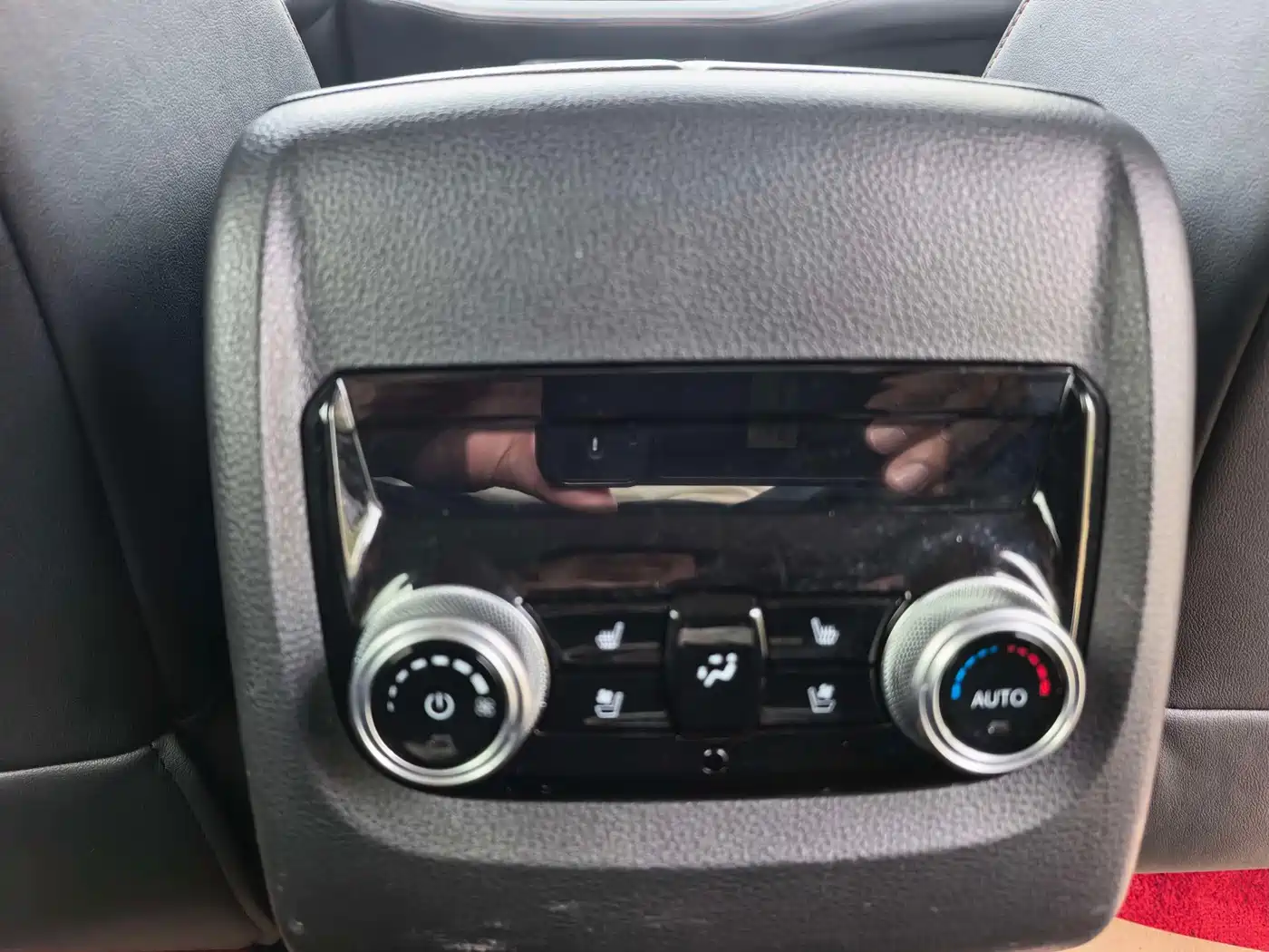 Photo 15 - Ford Territory
