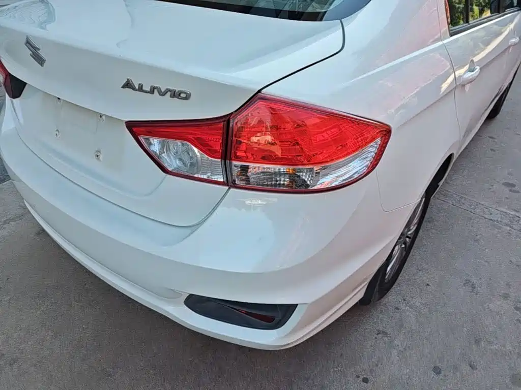 Suzuki Alivio 2017 2015 1.6L Manual Comfort