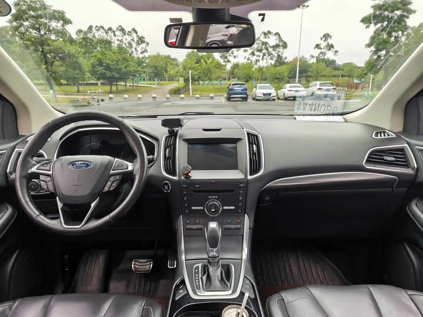 Фото 4 - Ford Edge