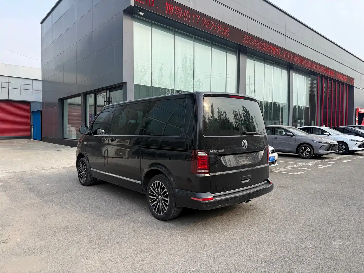 Volkswagen Multivan 2018 2018 2.0TSI 4WD Premium Edition 7-Seater