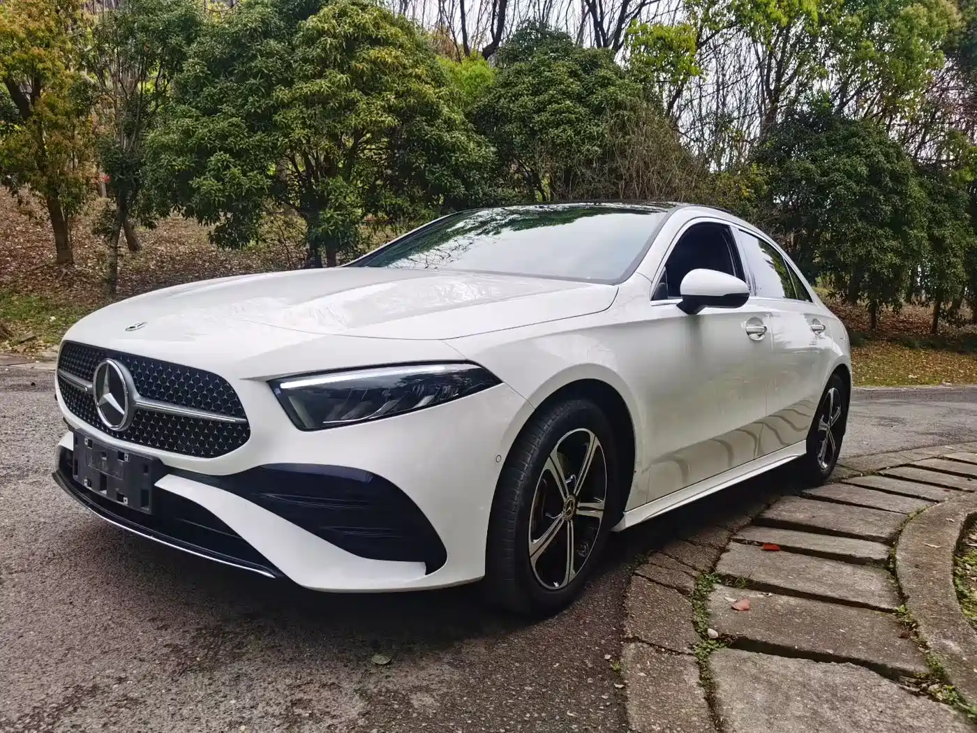 Mercedes-Benz A-Class 2024 Facelift A 200 L Fashion фото 3