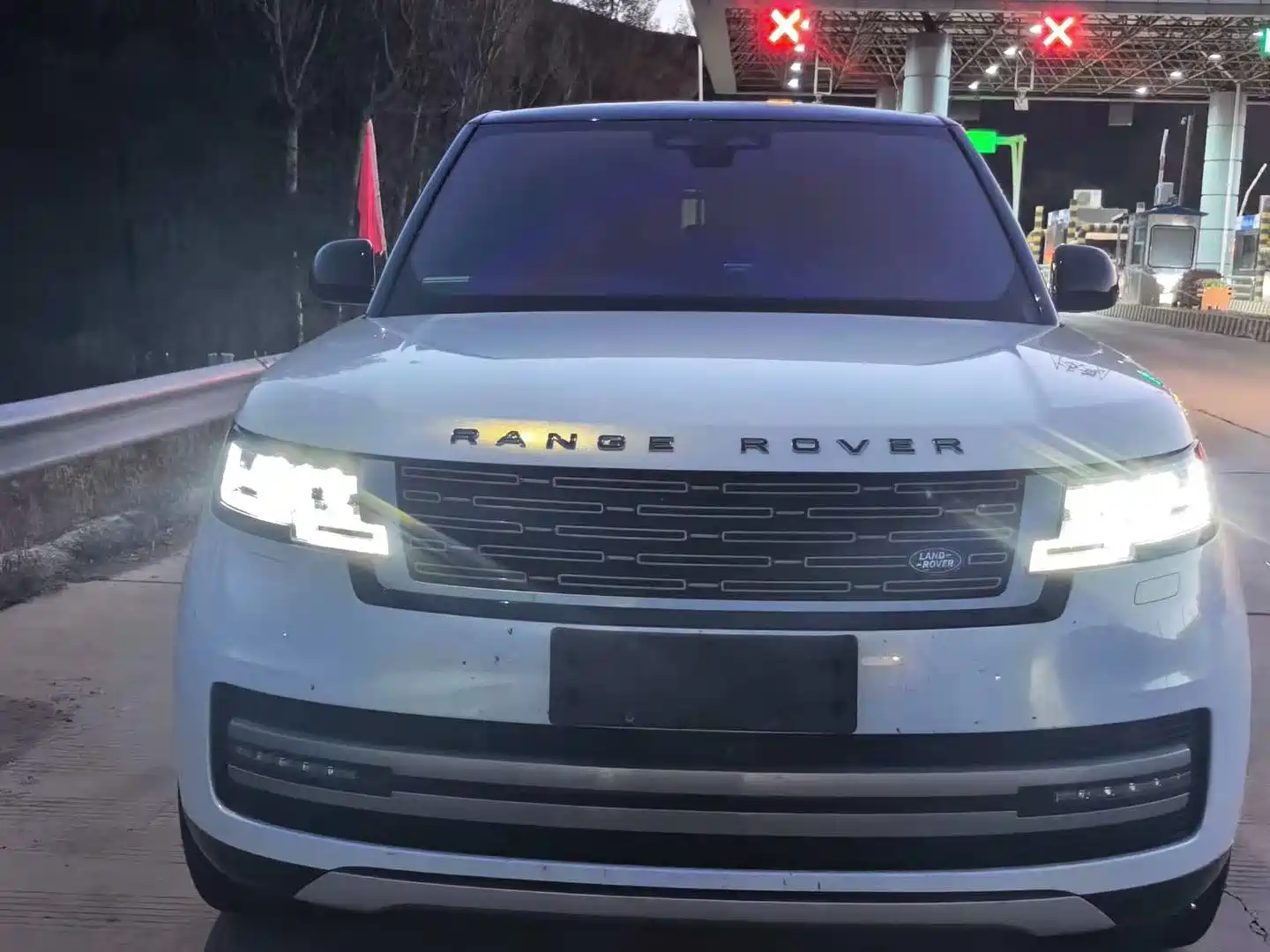 Фото 1 - Land Rover Range Rover