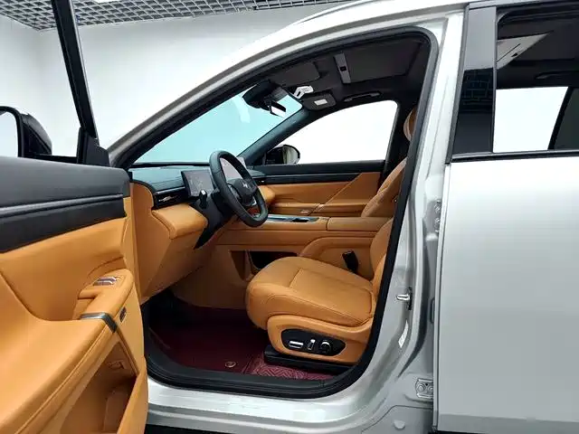 Dongfeng Yipai eπ008 2026 2026 BEV Base Model (5-seater)