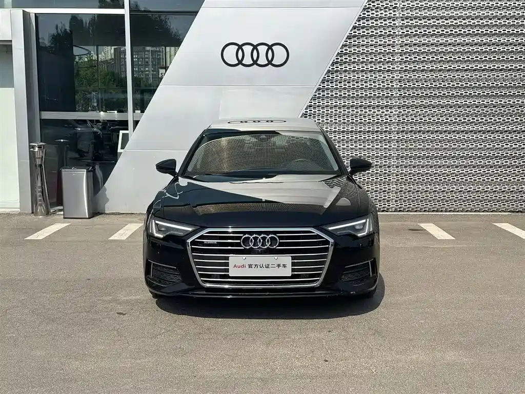 Audi A6L 2021 45 TFSI quattro Exclusive Elegance фото 2