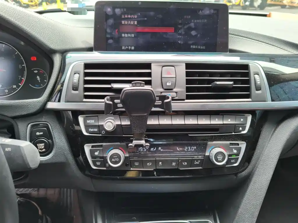 BMW 3 Series 2017 320Li M Sport фото 6