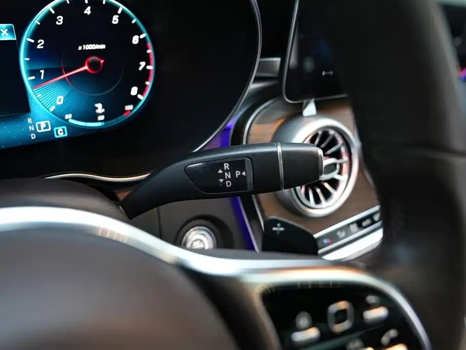 Mercedes-Benz GLC 2020 GLC 300 L 4MATIC Dynamic фото 13