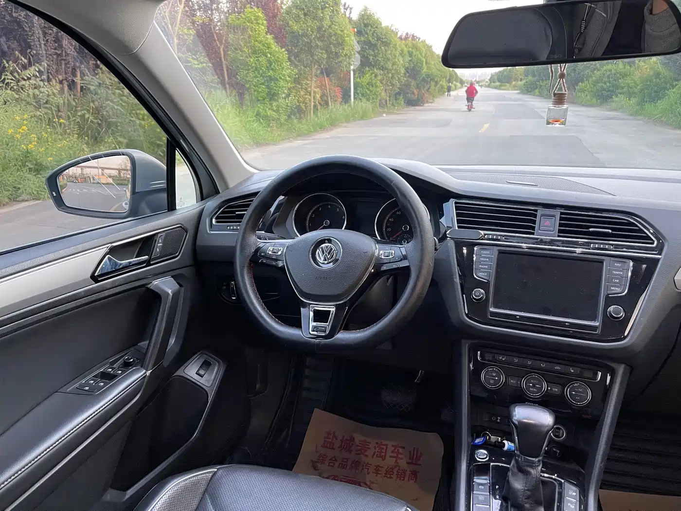 Volkswagen Tiguan L 2017 330TSI Automatic 2WD Flagship Edition фото 15