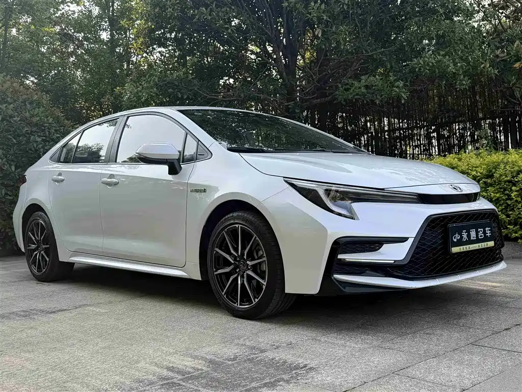 Toyota Levin 2023 Smart Hybrid 1.8L Sport Edition фото 3