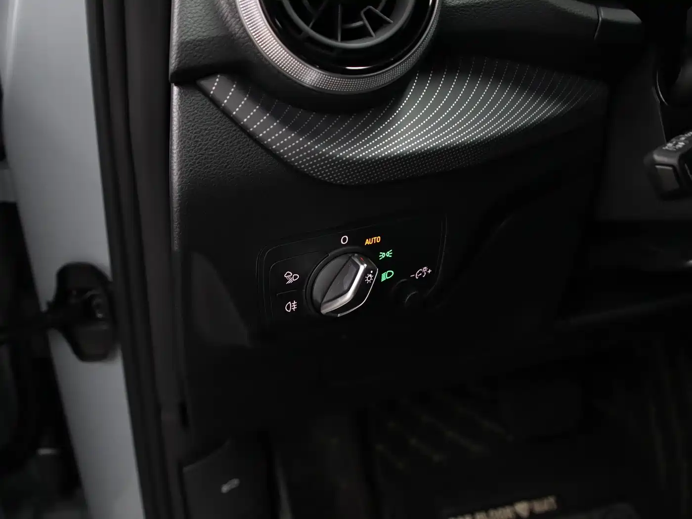 Audi Q2L 2022 35 TFSI Fashion Elegance фото 7