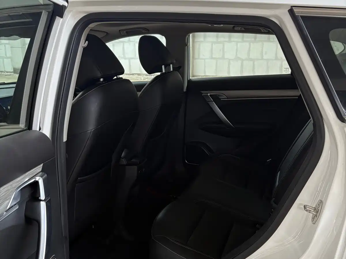 GEELY AUTOMOBILE BINYUE