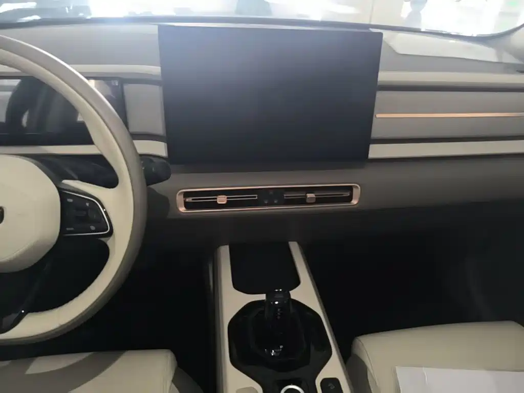 Geely ICON 2025 2025 Linglong 1.5TD City Beauty Edition