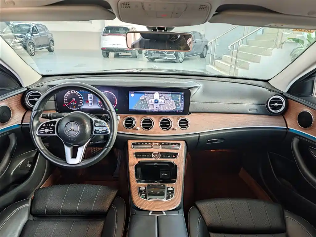 Mercedes-Benz E-Class 2020 E 260 L фото 15