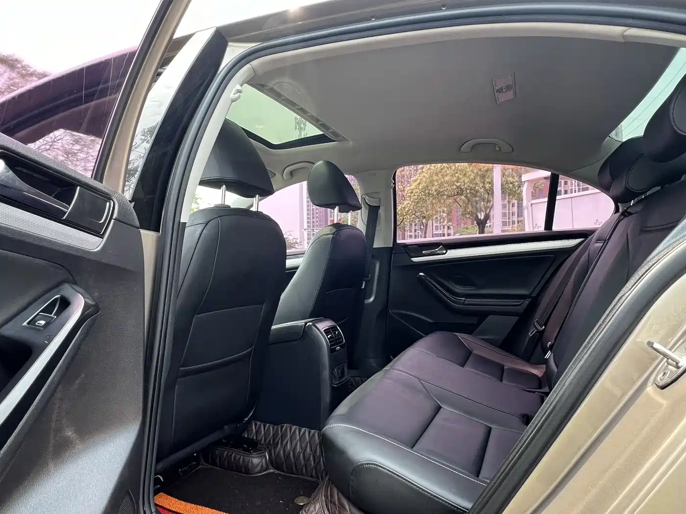 Volkswagen Sagitar 2018 280TSI DSG Comfort фото 6