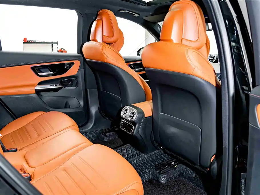 Mercedes-Benz GLC 2023 Facelift GLC 300 L 4MATIC Sport 5-Seater фото 20