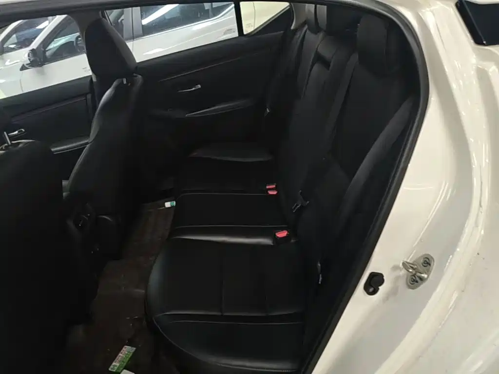 Nissan SYLPHY, миниатюра 17