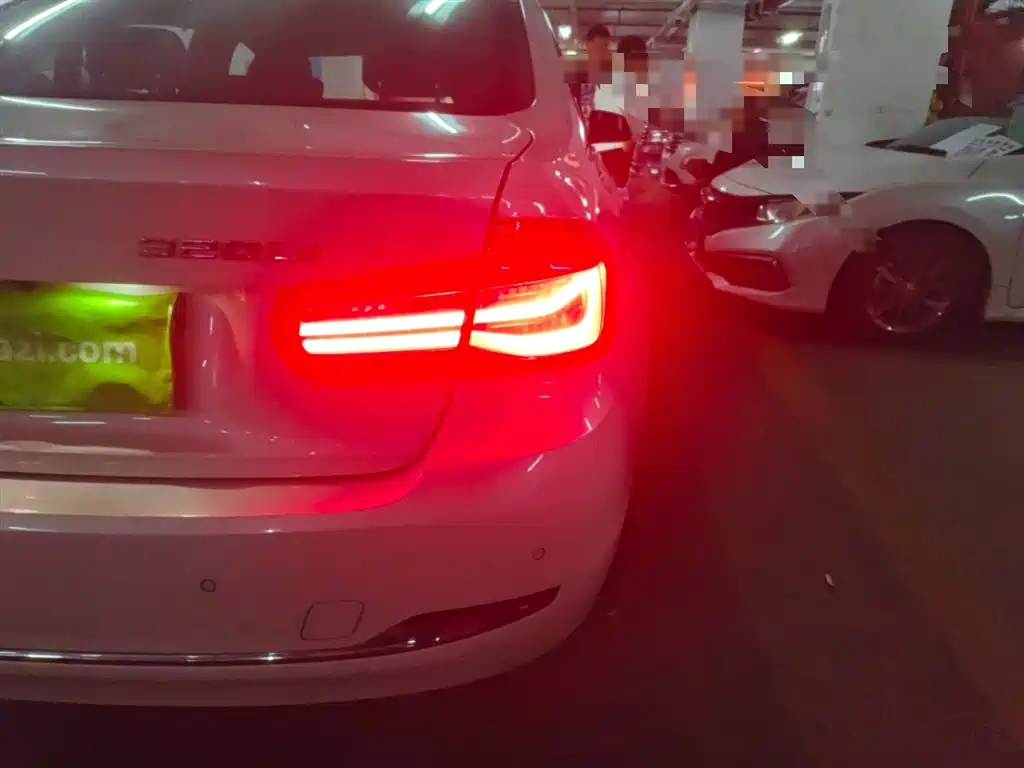 BMW 3 Series 2017 320Li Fashion фото 8