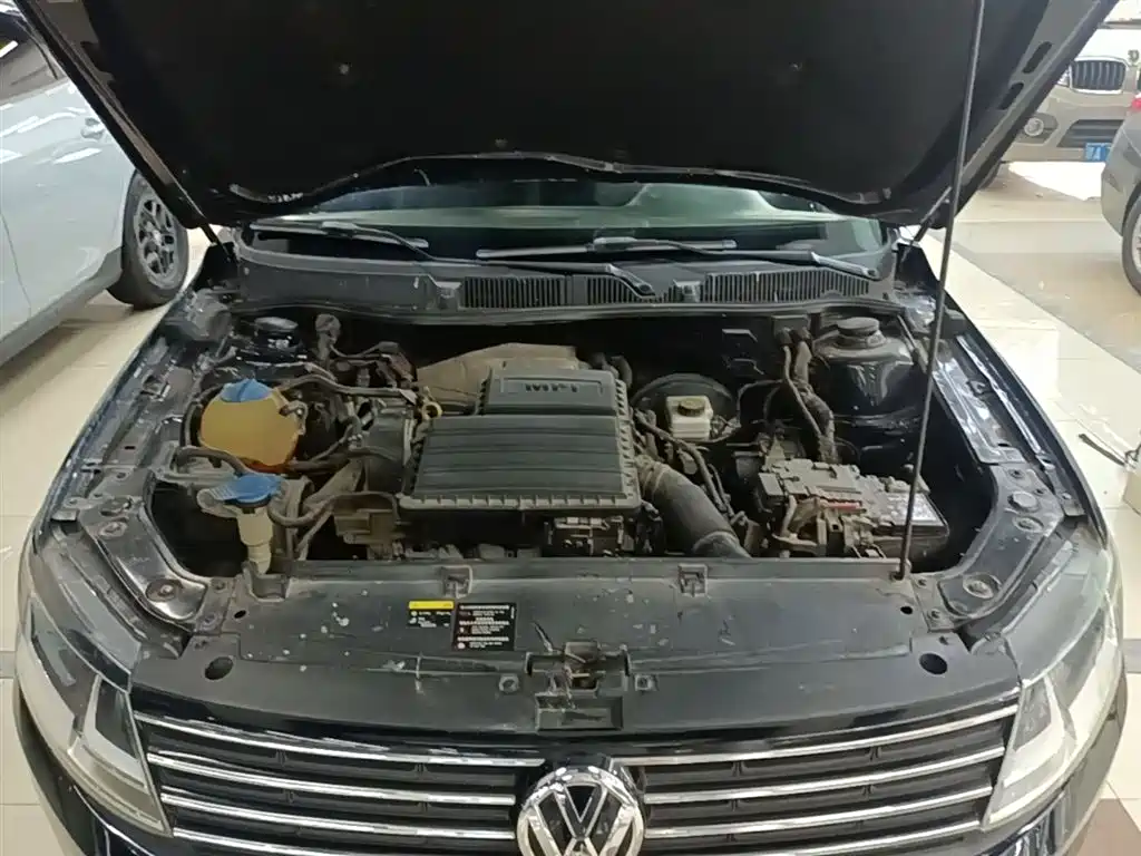 Volkswagen Lavida 2017 1.6L Automatic Trend Edition фото 19