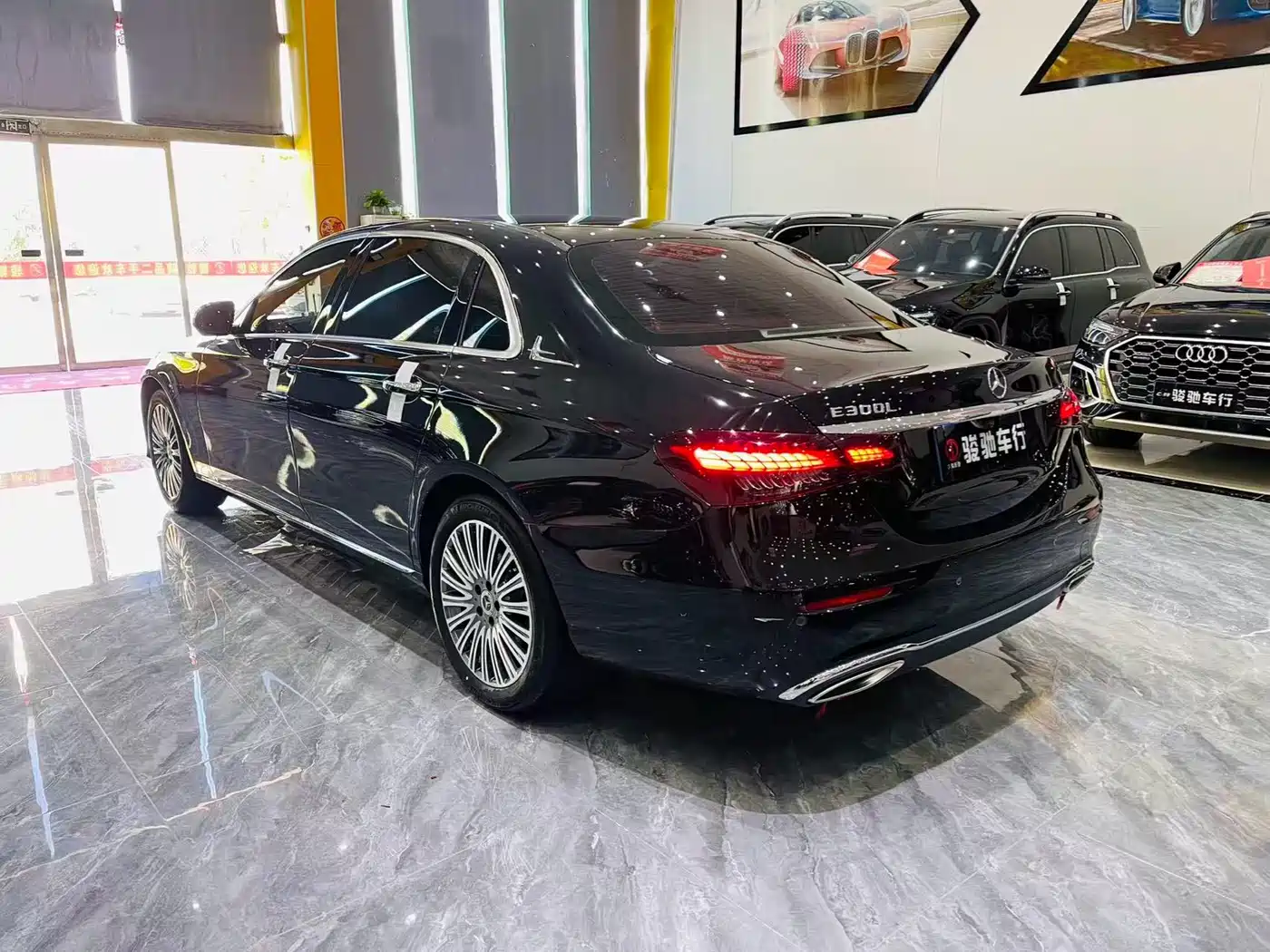 MERCEDES-BENZ E-CLASS