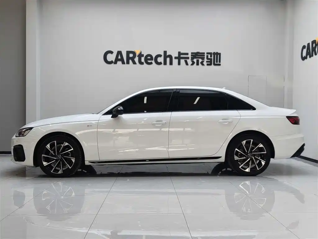 Audi A4L 2023 40 TFSI quattro Luxury Sport фото 4