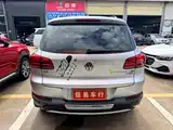 صورة 10 - Volkswagen Tiguan