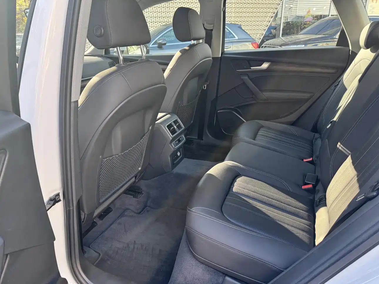 Audi Q5L 2022 40T Luxury Elegance фото 22