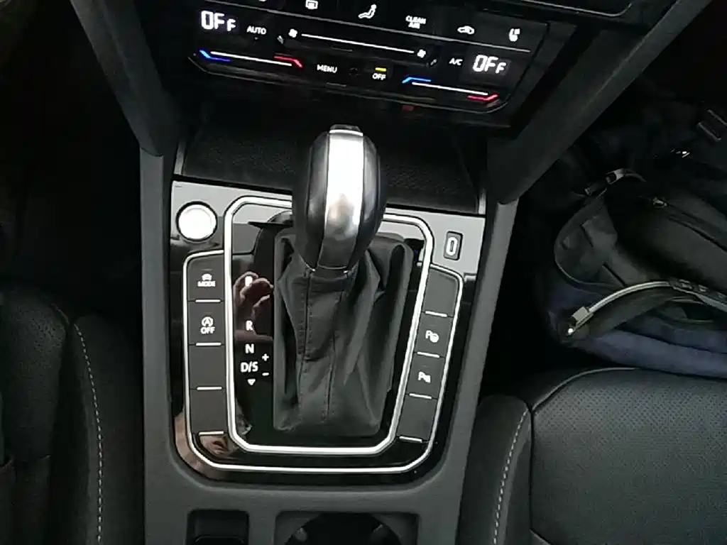 Volkswagen FAW-Volkswagen CC 2021 Shooting Brake 380TSI Hunter Heart Edition фото 14