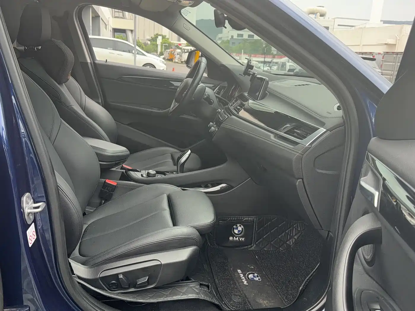 BMW X2 (Import) 2019 2019 sDrive25i Leading M Off-Road Package China VI