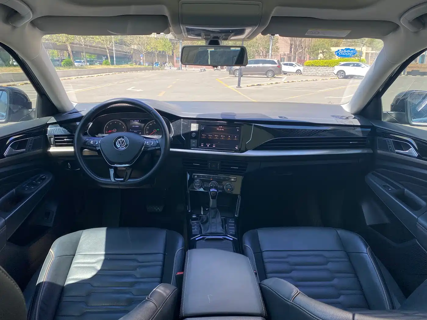 Volkswagen Passat 2019 330TSI Elite Version China VI фото 6