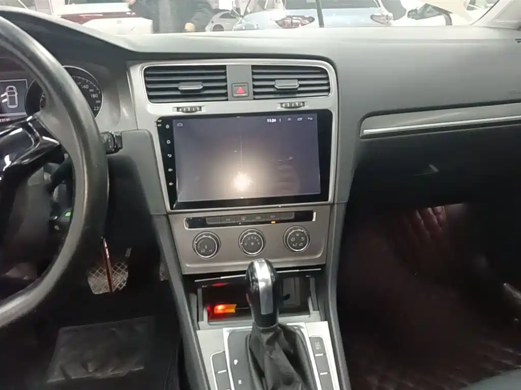 Volkswagen Golf 2015 1.4TSI Automatic Comfort фото 13