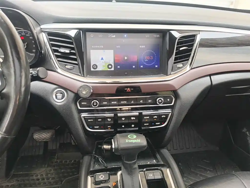 GAC Trumpchi Trumpchi GS8 2017 320T 2WD Luxury Smart Connect (7-seater) фото 13