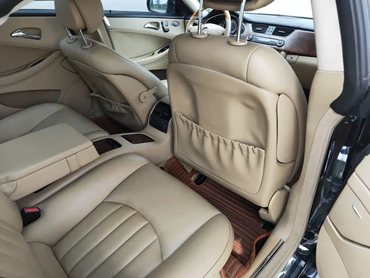 Mercedes-Benz CLS 2009 CLS 300 фото 10