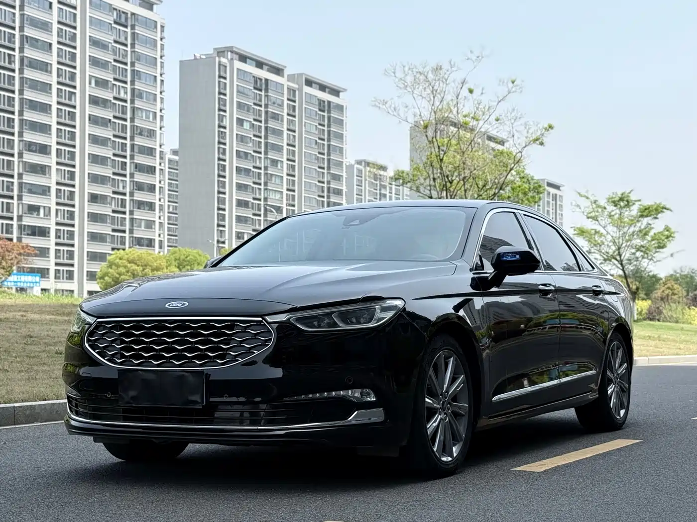 Ford Taurus 2019 EcoBoost 245 Premium Edition фото 2