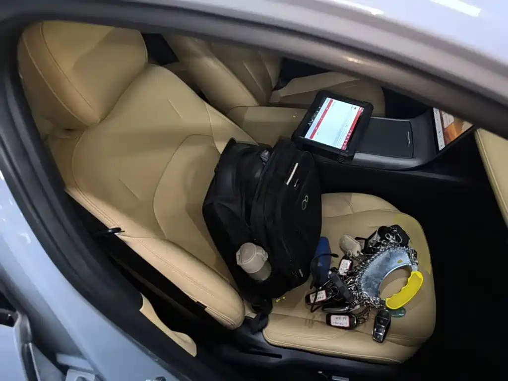 Geely Galaxy Galaxy L6 2023 2023 125km Starship